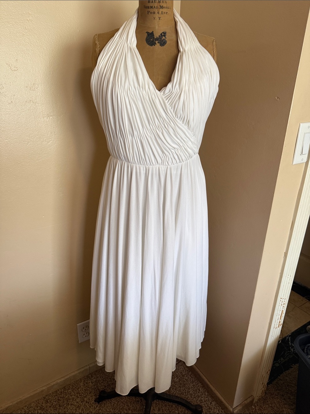 Victor Costa White Grecian Bridal Reception Wedding Gown Size 10 Made USA